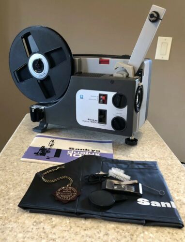 Sankyo Dualux 1000 Dual Film Projector For 8mm & Super 8 Film In Box & Extras