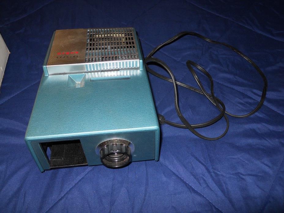 Argus Special 515 Automatic Color Slide Projector  - 35mm & 127 Power Tested
