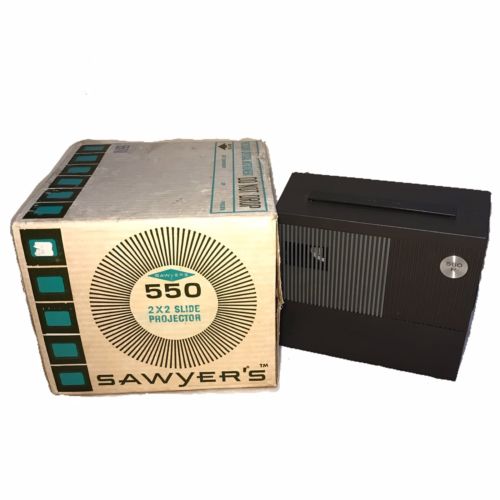 Vintage Sawyers 550R Slide Projector Portable In Box Remote 2x2 Slide Working ??