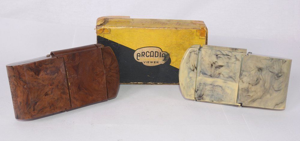 Lot of 2 Vintage Arcadia BAKLITE Pocket Size COMMANDER Self-Illuminating Viewer