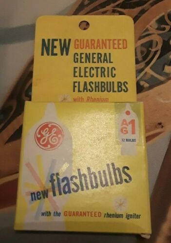 GE NOS AG1 12 Flashbulbs With Rhenium CG 312-X