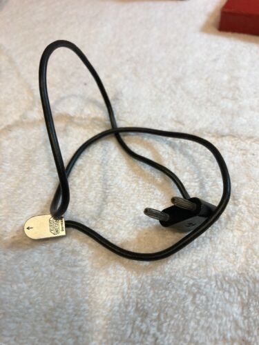 E.Leitz Wetzlar Leica Camera PC Sync to 2 Pin Bi-Pole Flash Cable Cord & Cap