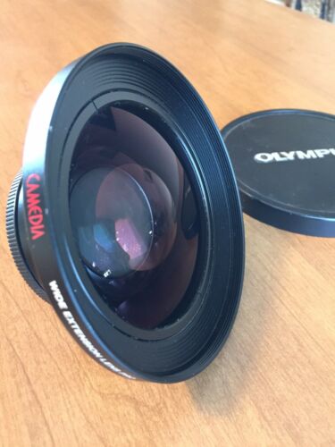 Olympus Camedia Wide Extension Lens Pro Converter 62mm 105mm WCON-08B