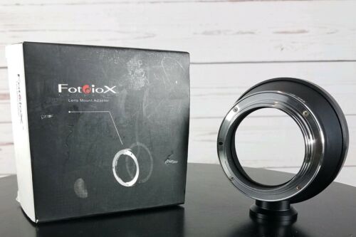 Fotodiox Pro Lens Adapter Hasselblad V-Mount Lens to Canon EOS Cameras
