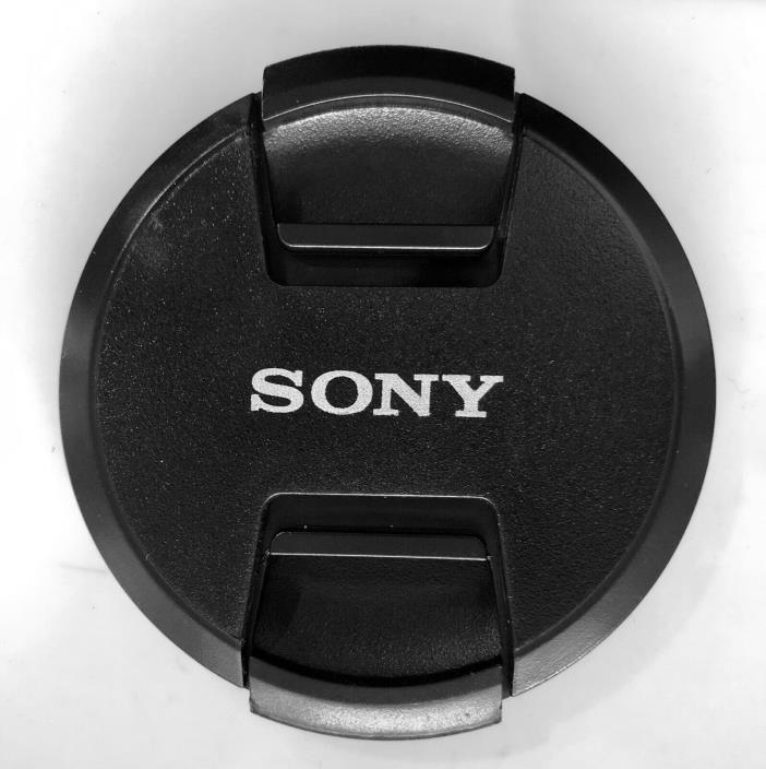 Sony 67mm lens front cap NEW