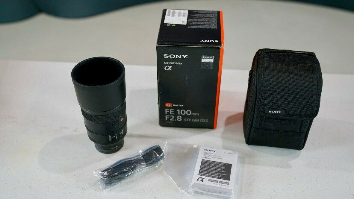 Sony SEL 100mm F/2.8 GM OSS FE Lens Lightly Used in studio.