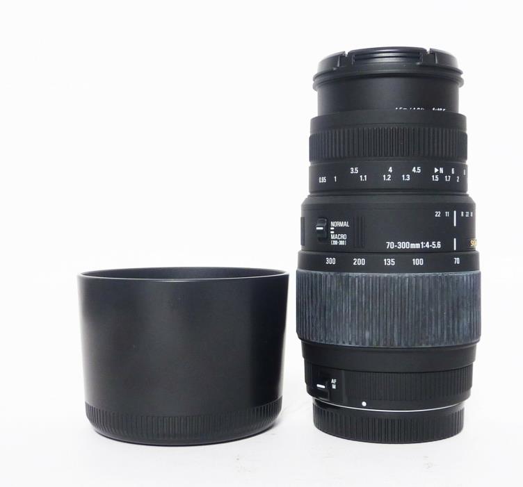 Sigma DG Macro 70-300mm F4.5/5.6 Canon EF Lens