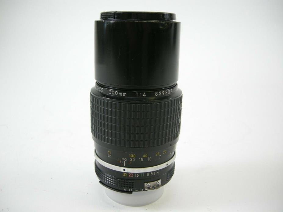 Nikon 200mm f4 Ai Lens
