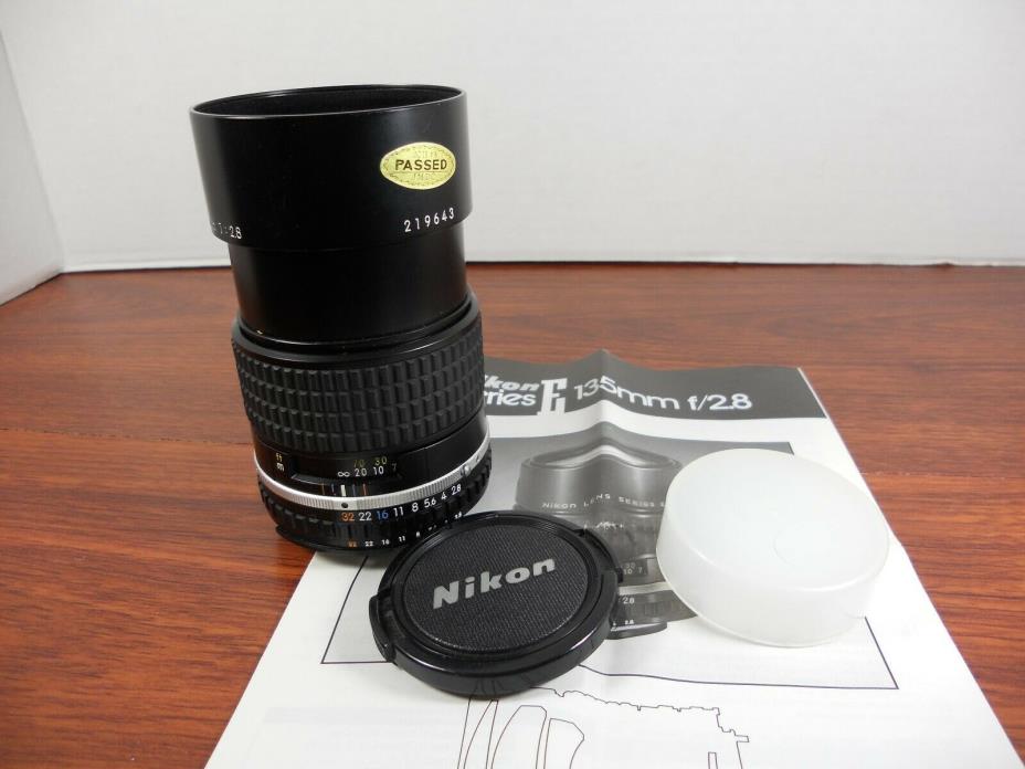 NIKON LENS SERIES E 135mm 2.8 IN MINT CONDITION