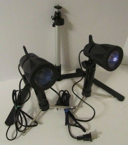 Lighting Kit Accessories (2) 50W Lights Lamps Plug In w/Portible Tripod Stand