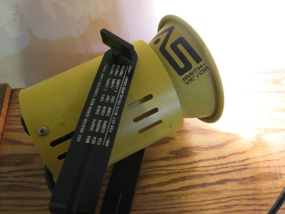 Photo Lighting Equipment Smith Victor Model A 50 Flood Light / Yellow
