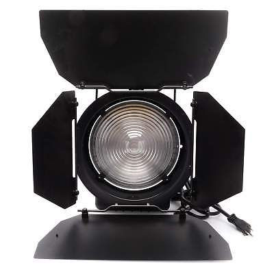Lupo Dayled 2000 Dual Color LED Fresnel + Barn Doors (2)