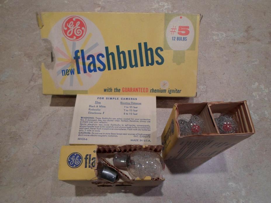 12 FLASHBULBS #5 - GE GENERAL ELECTRIC - FOR ALL 5 & #25 SOCKETS