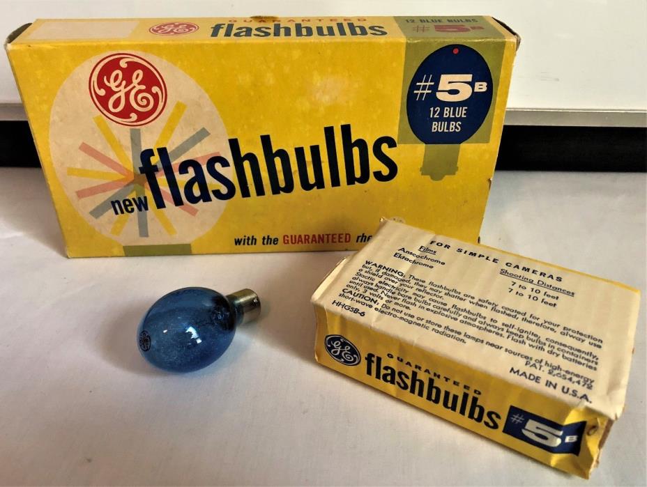 Vintage Flashbulbs / G.E. #5B Blue Rhenium Igniter Bulbs ~ 8 Unused Blue Bulbs