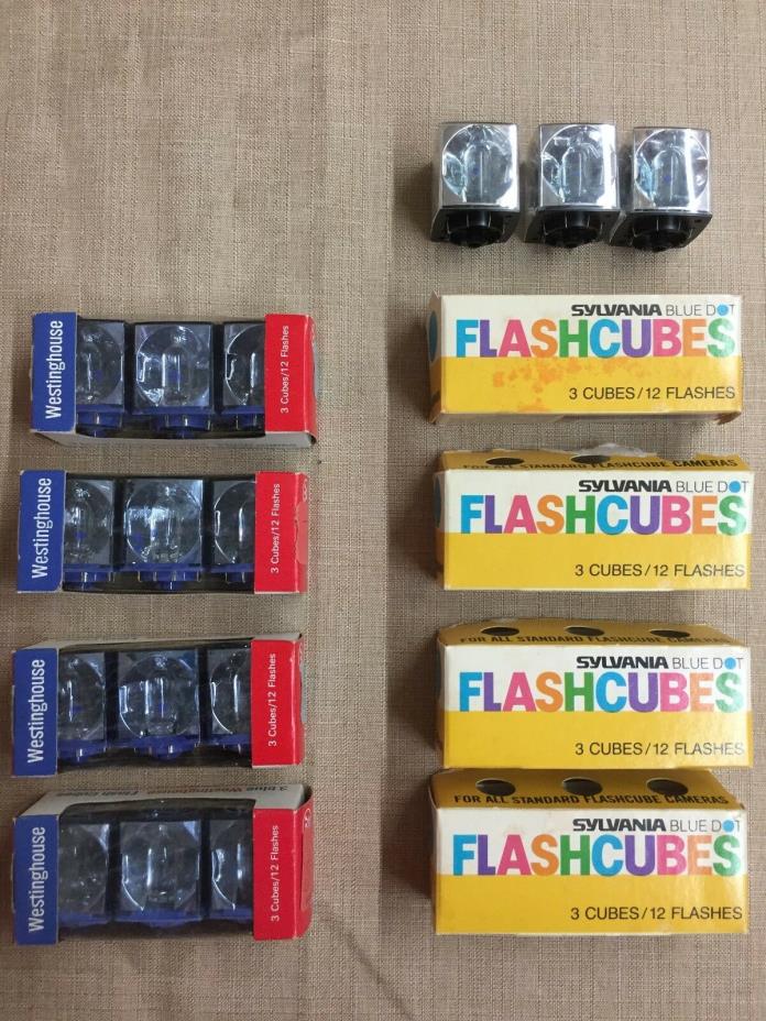 Lot of 27 Vintage Camera Flash Cube Flashbulbs Westinghouse~Blue Dot~Sylvania