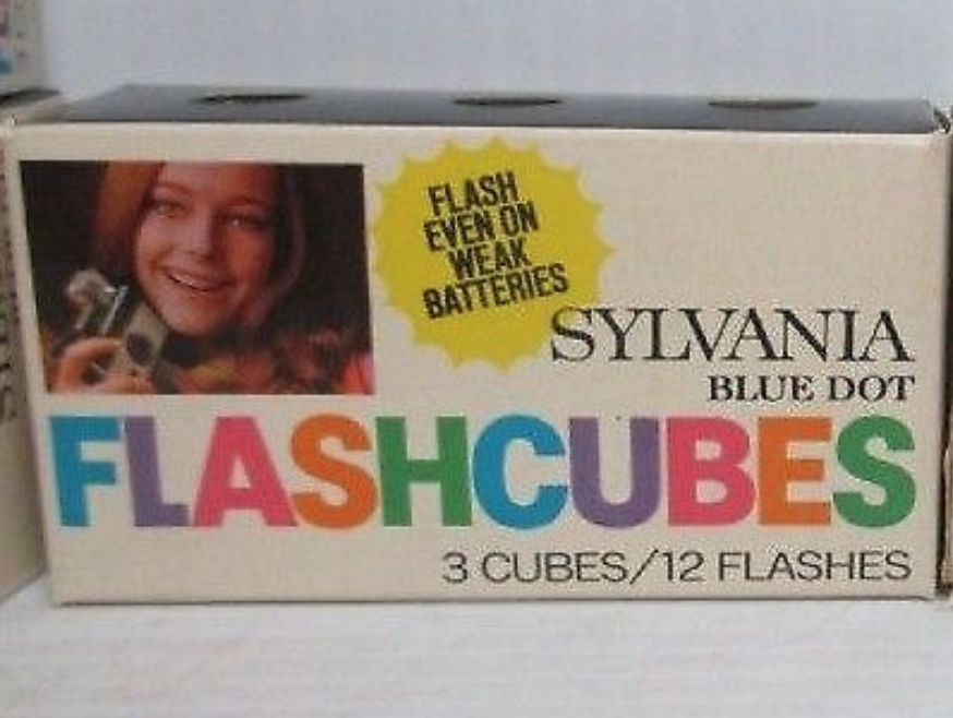 Sylvania Blue Dot Flashcubes 3 Cubes