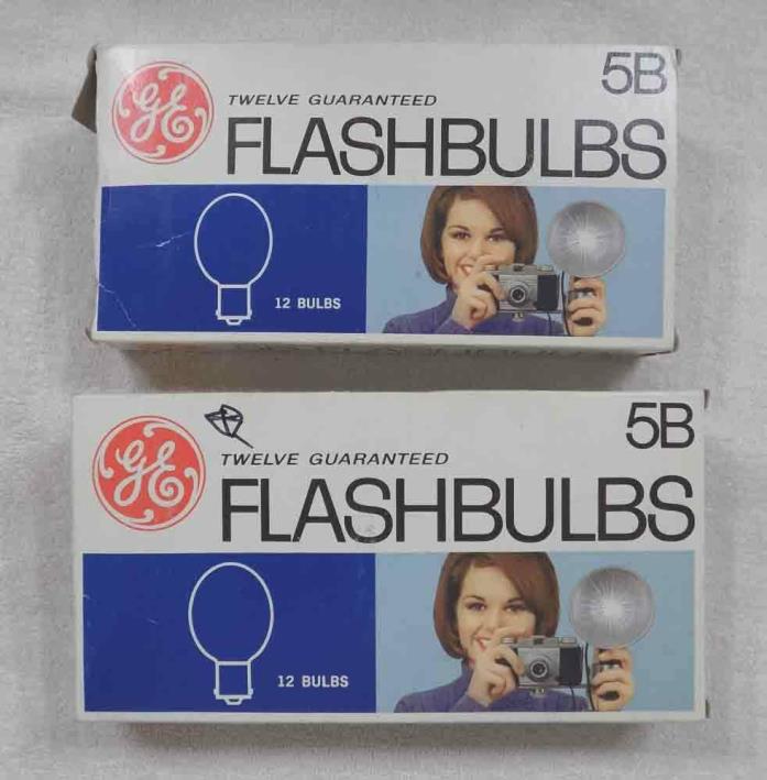 18 - Vintage GE model 5B Flashbulbs w/Boxes - NEW