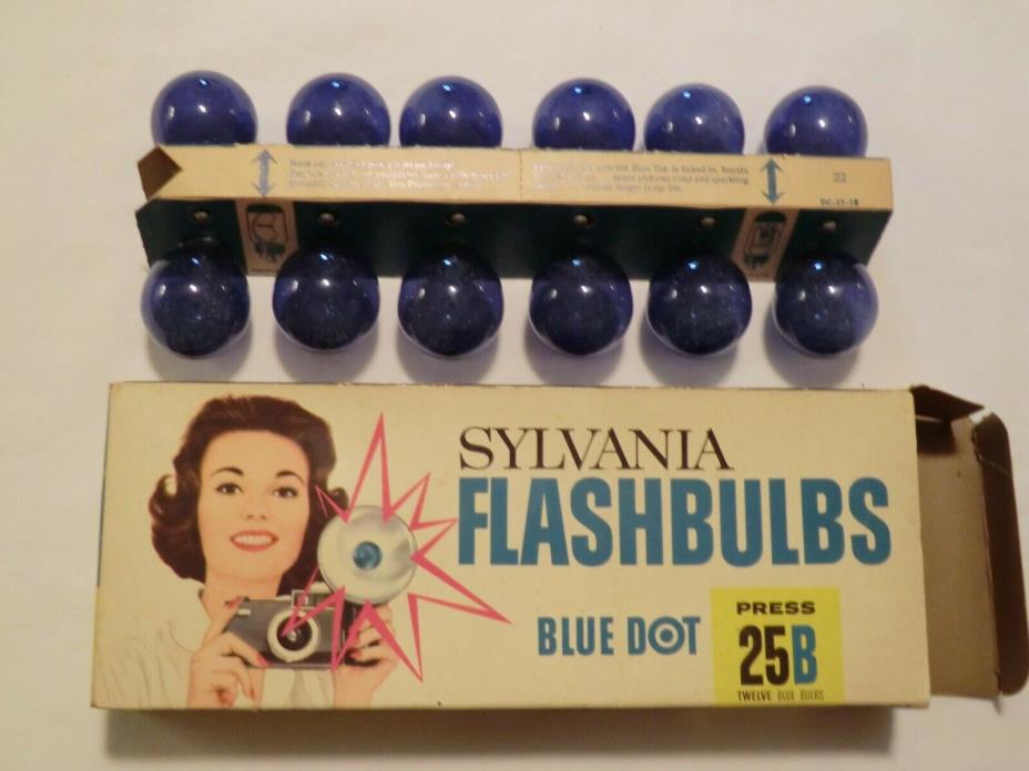 Vintage Sylvania Blue Dot Flashbulbs , 25B,  Full Original Box of 12 !!