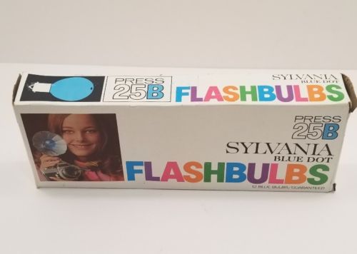 Vintage Sylvania PRESS 25B Blue Dot Flashbulbs -Blue Bulbs Box of 11, NOS
