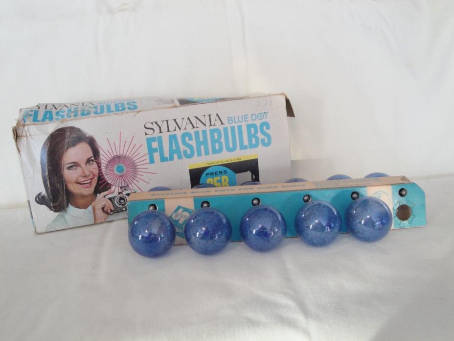 VINTAGE SYLVANIA BLUE DOT PRESS 25B FLASHBULBS