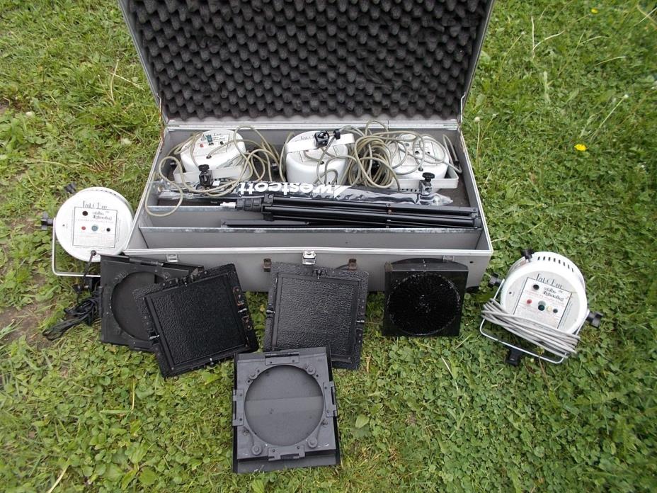 Paul C. Buff Professional Photographer Lighting 5 White Lights Hard Case Shading