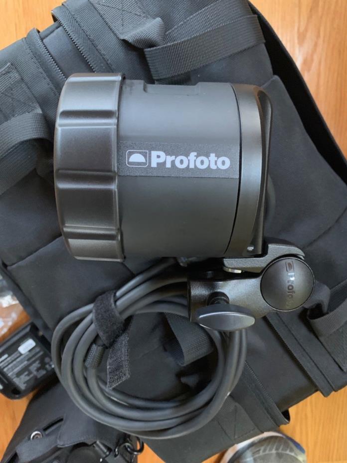 Profoto B2 250 AirTTL To-Go Kit Used, Excellent Condition