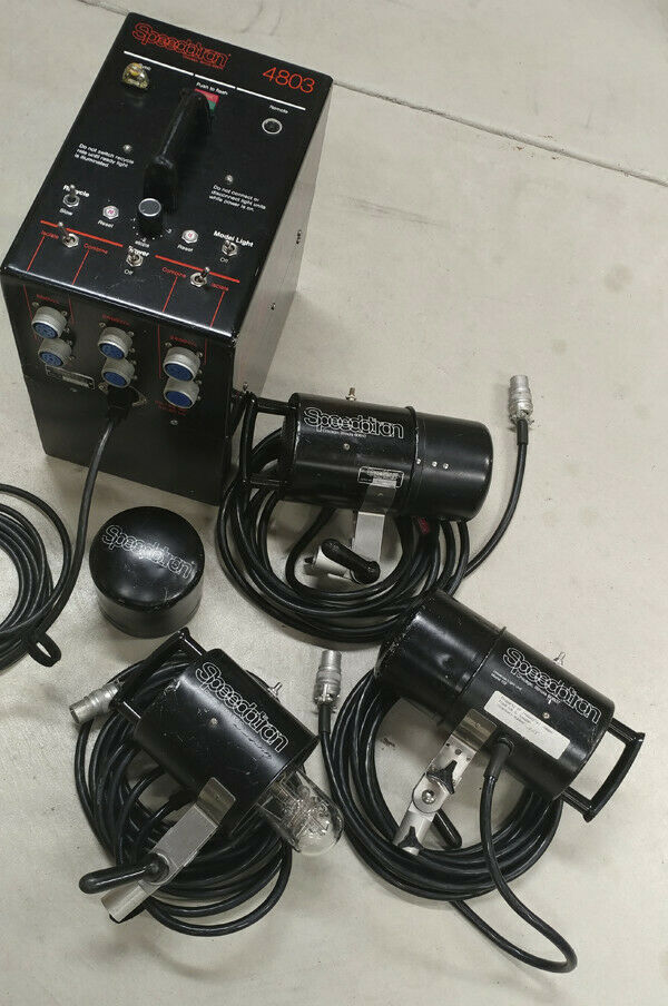 Speedotron 4803 Black Line 4800Ws Power pack plus 3 heads and accessories.