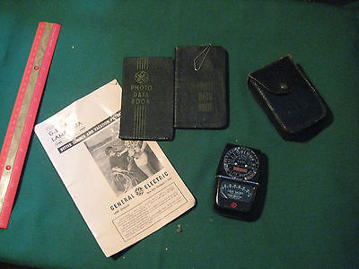 Vintage General Electric GE DW-48 Exposure Meter and 2 Photo Data Books