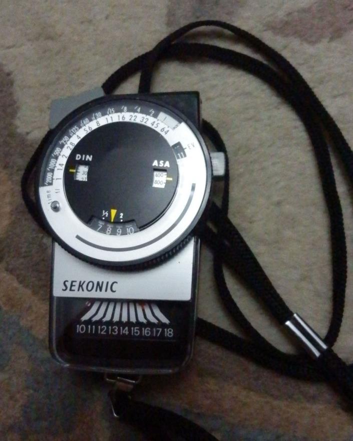Sekonic  L-248 Portable Light Meter -Accurate- with Pouch!