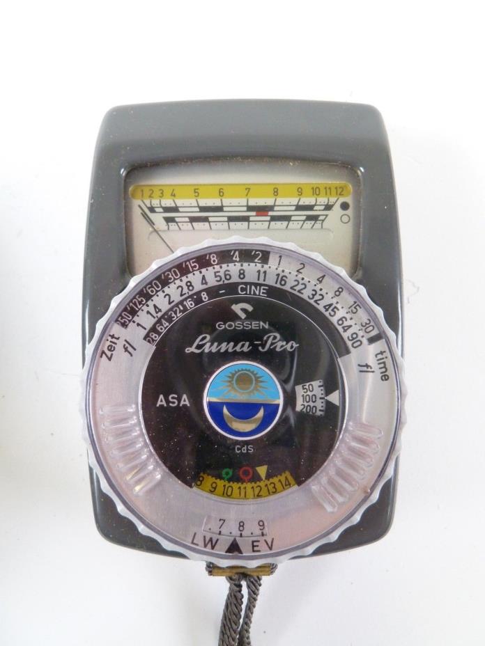 Gossen Luna Pro Light Meter With Case and Lanyard in EC