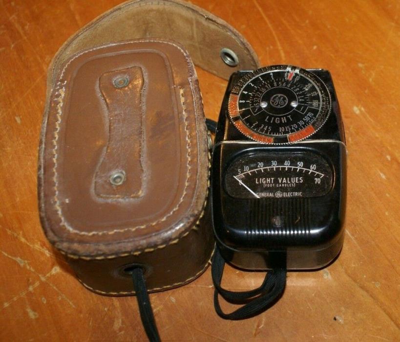 GENERAL ELECTRIC LIGHT EXPOSURE VALUES METER Model 8DW58YI Brown Leather Case