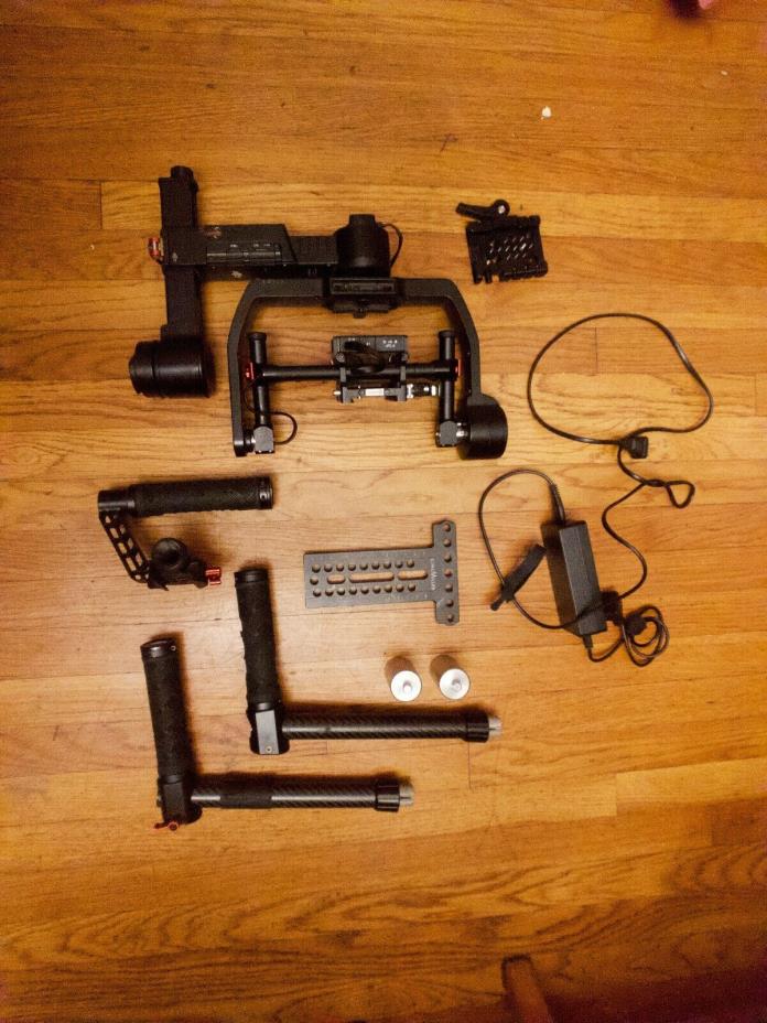 DJI RONIN M 3-Axis Gimbal Stabilizer + 1 Battery + Remote + extras