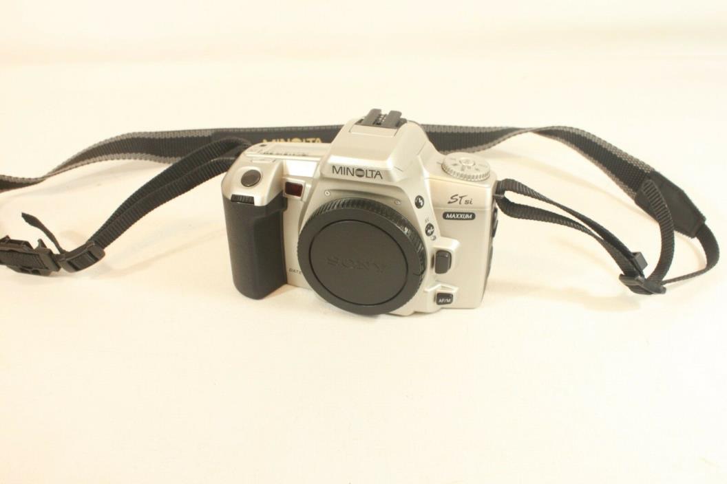 MINOLTA ST si, 35mm camera, body only,untested-AS IS. (ref B 384)