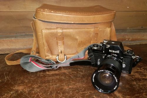 Vintage Nikon Photomic F w/ Vivitar Series 1 28-90 mm Lens & Carrying Case