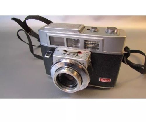 Kodak Automatic 35F Camera Ektanar 44mm f/2.8 Lens with original case
