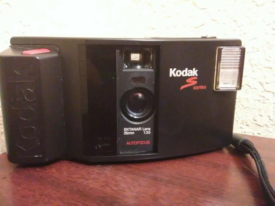 Kodak S100 EF 35mm Film Camera S Series AUTOFOCUS Works Great!