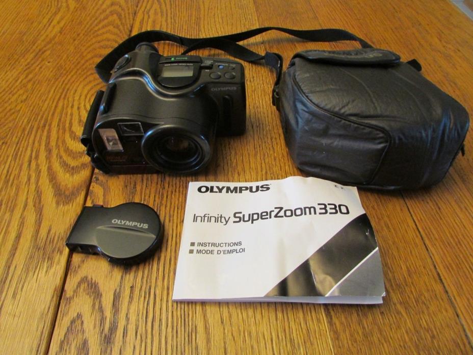 Olympus Infinity Super Zoom 330 Camera 35 mm Zoom AF Quartz Date Japan