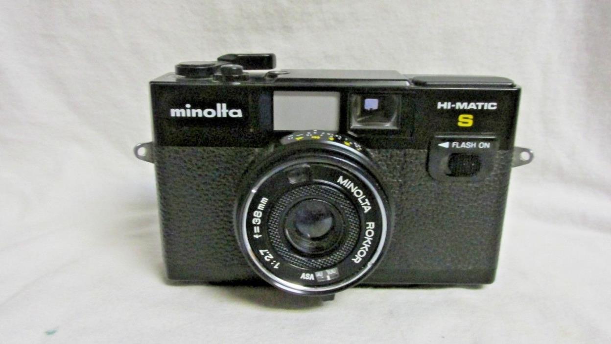 Vintage 1980s MINOLTA Hi-Matic S Film Camera For Display