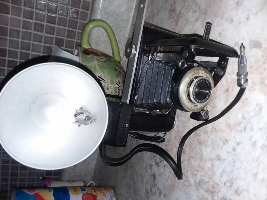 VTG Kodak Camera w/ Leather Case Anastigmat  100mm f8.8 No.1 Diomatic Lens Flash