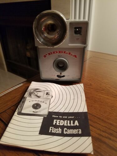 Vtg. 1961 Fedella AG-1 127mm Box Camera- USA  with instructions. Herbert George