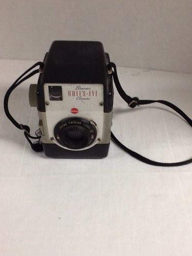 1950s Kodak Brownie Bulls-Eye 620 Film Camera with Kodak Twindar Lens Not Tested