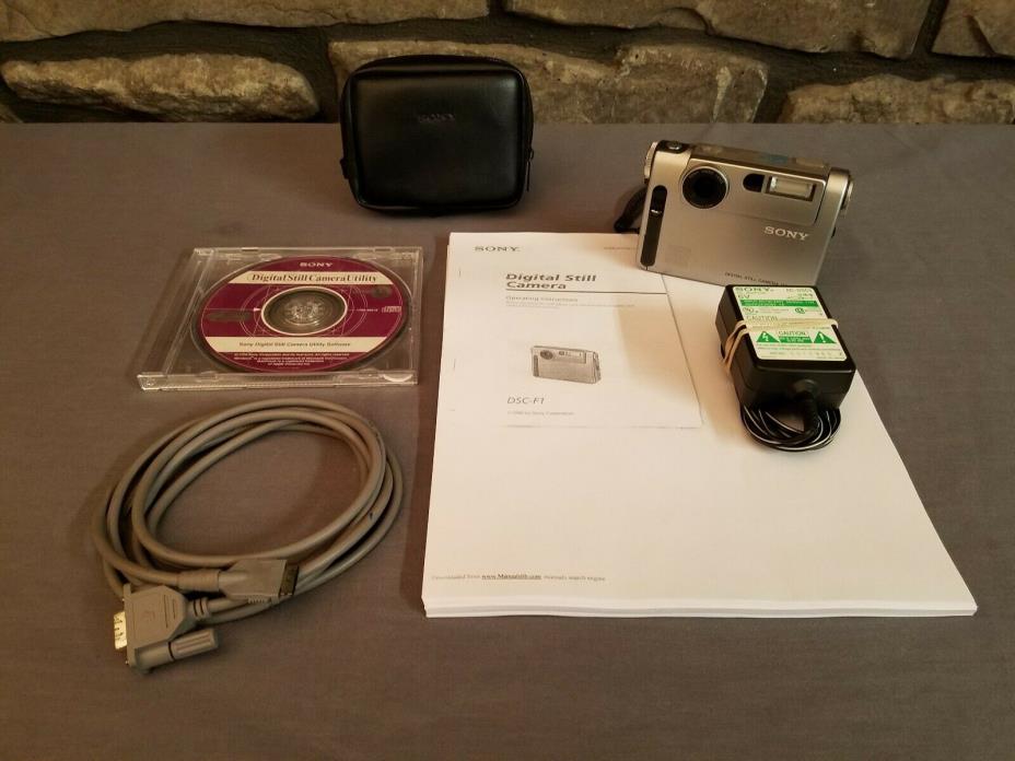 VINTAGE SONY DIGITAL STILL CAMERA DSC-F1 1996 Case, Utility Software & PC Cable