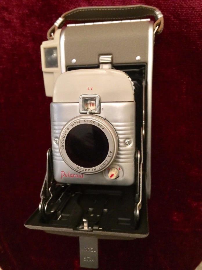 Vintage 1950's Polaroid Model 80 Land Camera