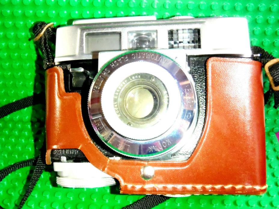 Vintage Kodak Motormatic 35F Camera w/ Original Leather Cover Case Untested