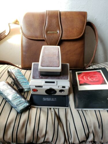Vintage Polaroid SX-70 Land Camera model 2 *TESTED & WORKING* complete kit