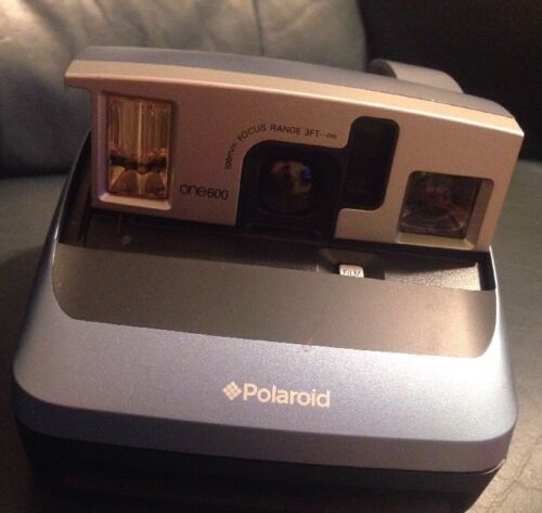 Polaroid One 600 100 Focus Rang 3 Ft. Not Tested