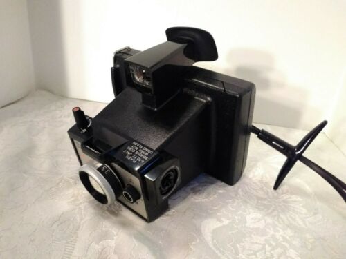 POLAROID LAND CAMERA - SQUARE SHOOTER 2, Untested, with book and soft case