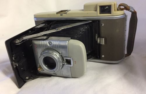 Vintage Polaroid Land Camera Model 80B - UNTESTED -