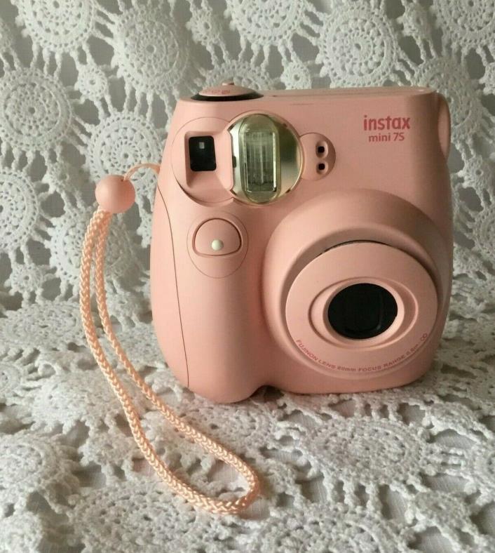 Fujifilm Instax Mini8 Instant Photo Camera (Pink) Working