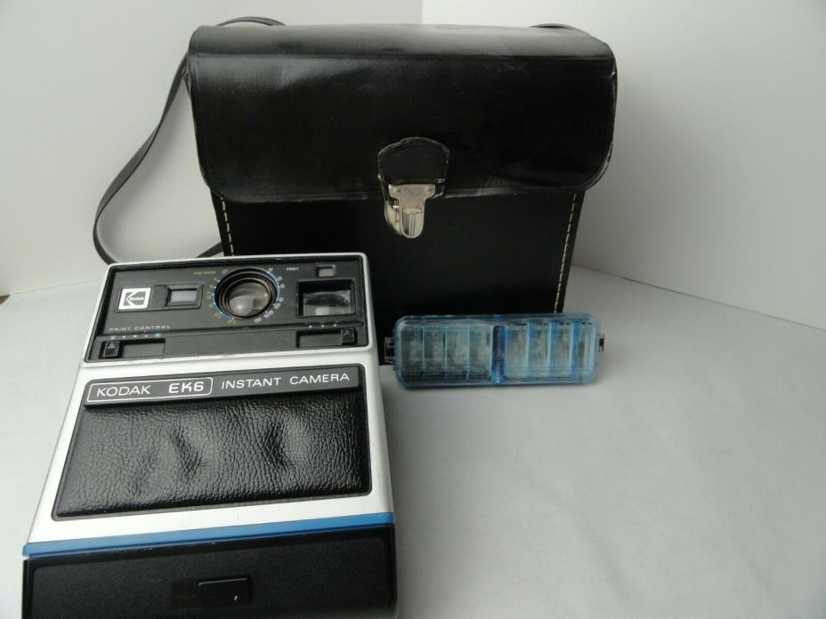 Kodak instant Polaroid Camera EK6 with case